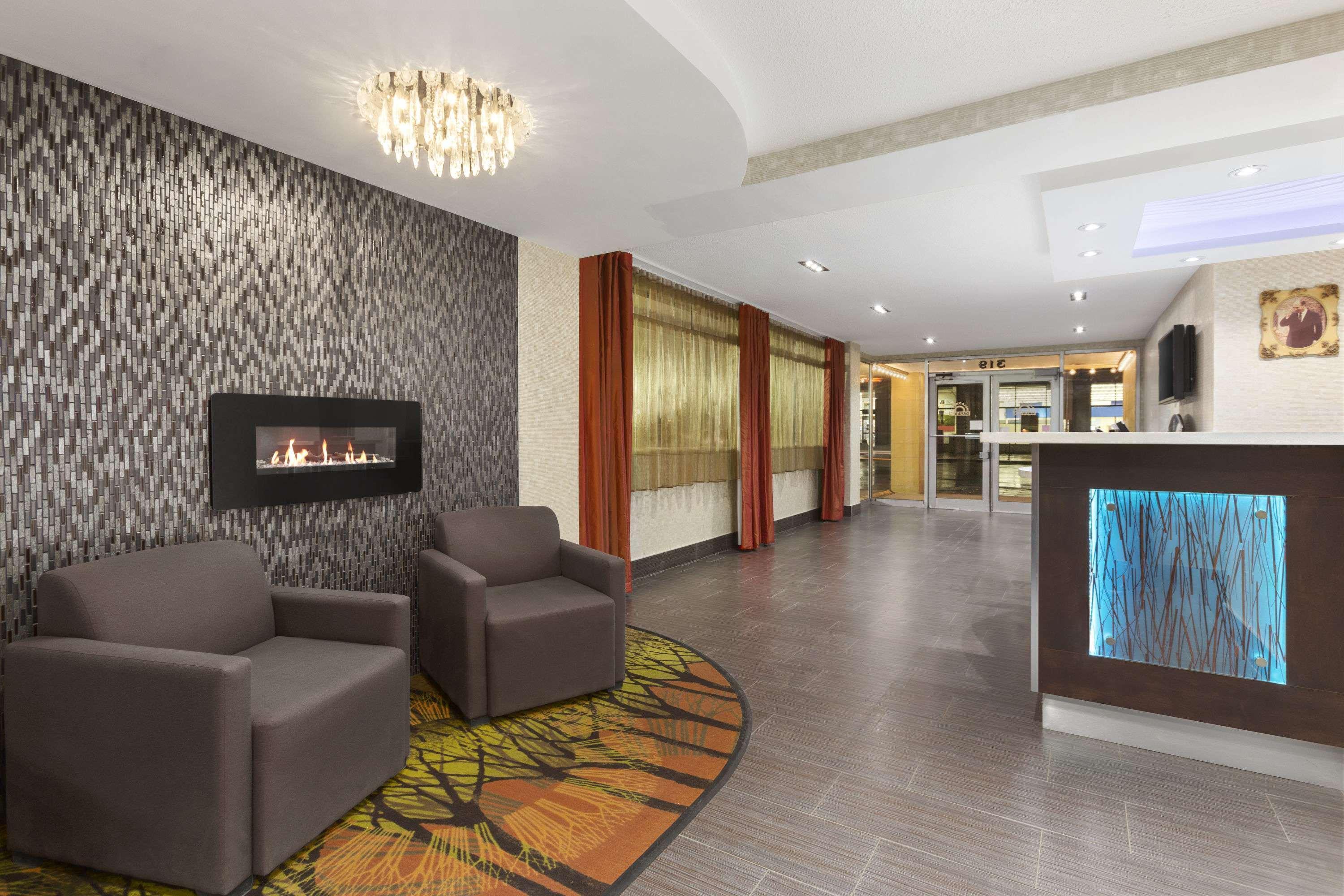 Days Inn By Wyndham Ottawa Zewnętrze zdjęcie