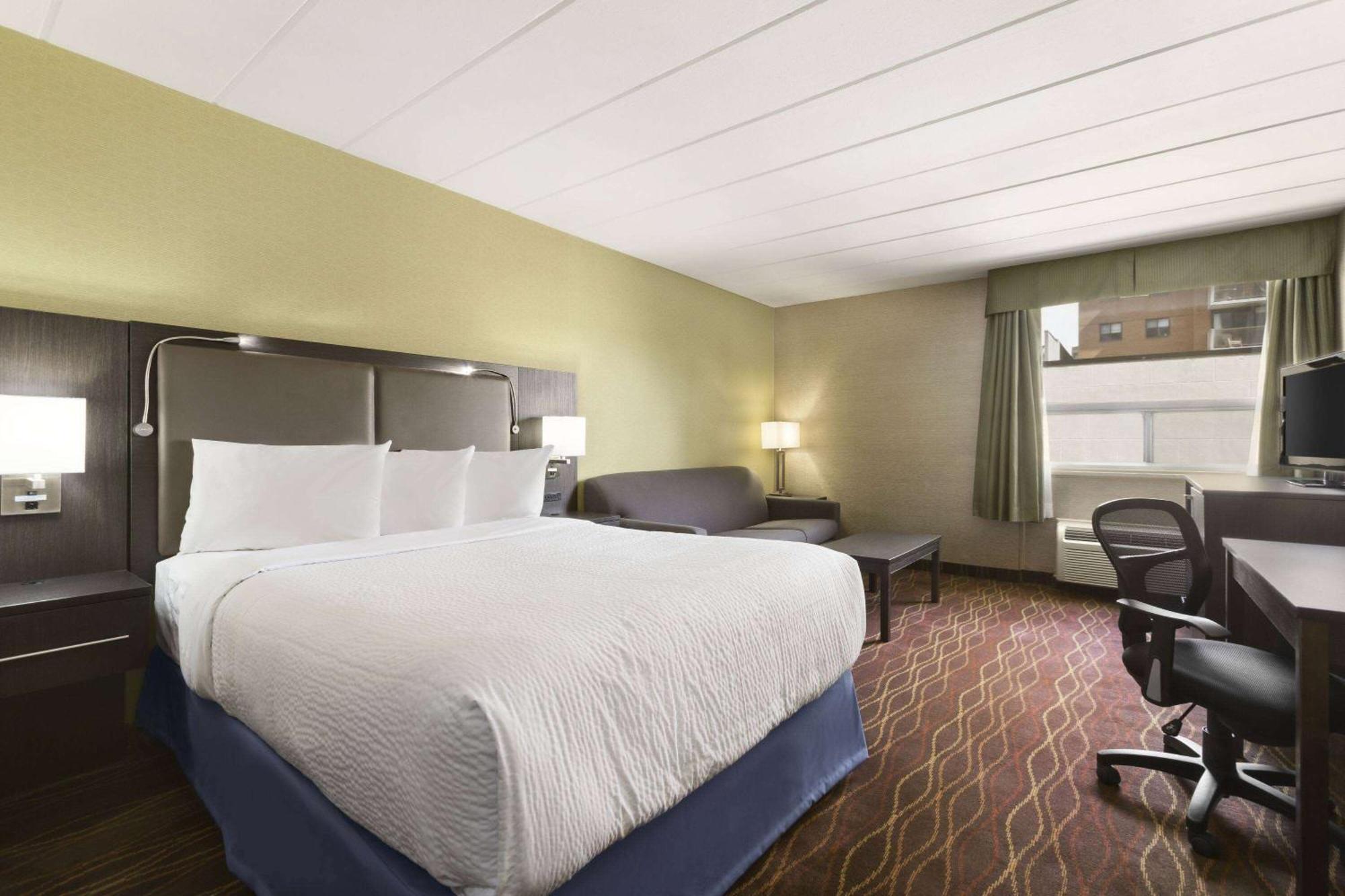 Days Inn By Wyndham Ottawa Zewnętrze zdjęcie